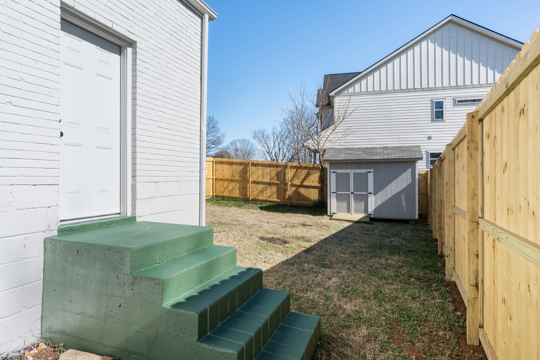 2308 Sheridan Road Nashville, TN 37206 - Photo 25 of 27 a view of a house with a backyard