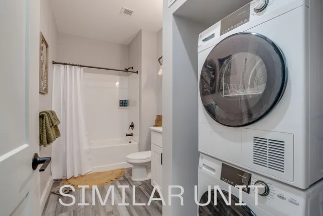 $2,250 | 1230 Elm Street, Unit 215, Manchester, NH 03101