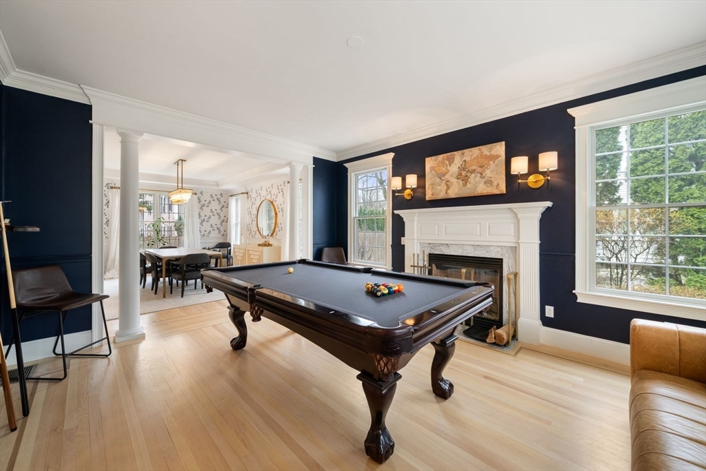 41 Chesterton Road Wellesley, MA 02481 - Photo 5 of 42