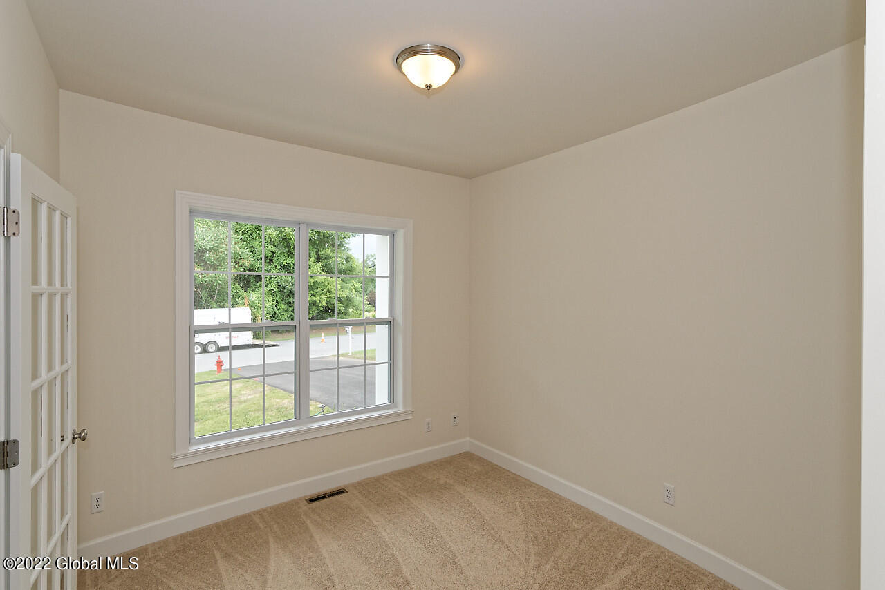 20 Preserve Way Schenectady, NY 12304 - Photo 20 of 26 5 bedroom (1)