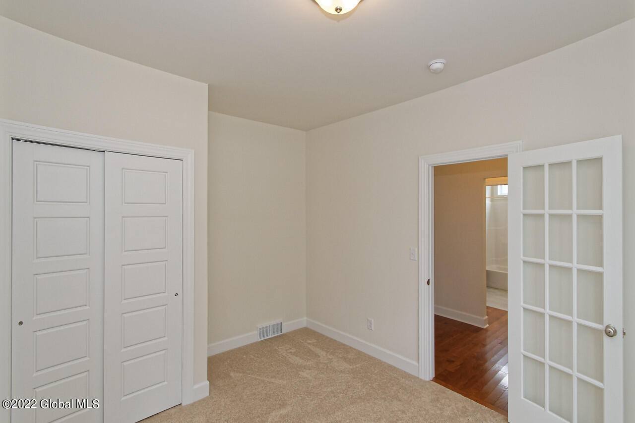 20 Preserve Way Schenectady, NY 12304 - Photo 21 of 26 5 bedroom (2)