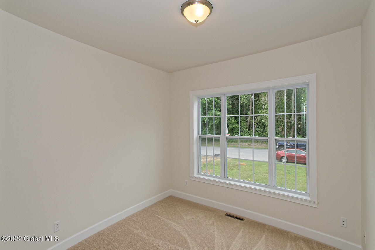 20 Preserve Way Schenectady, NY 12304 - Photo 22 of 26 5 bedroom (3)