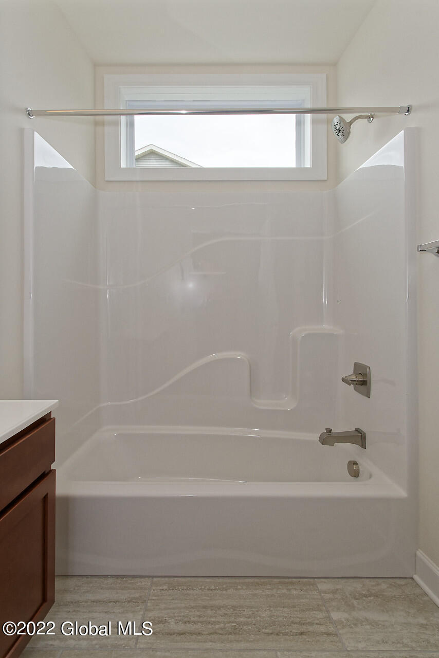 20 Preserve Way Schenectady, NY 12304 - Photo 25 of 26 Bathroom (2)