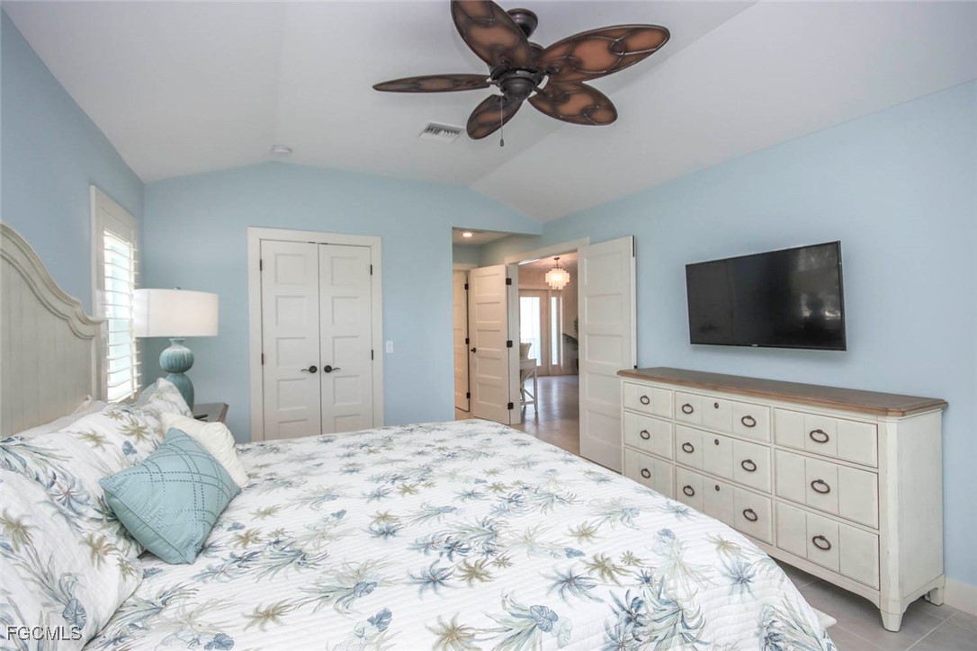 1310 Par View Drive Sanibel, FL 33957 - Photo 14 of 50