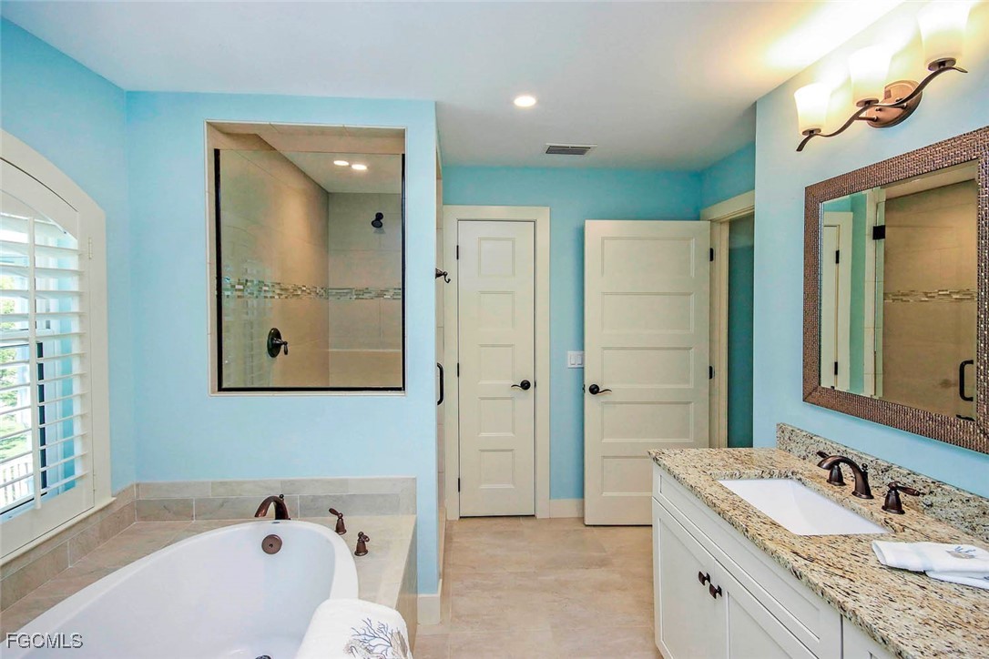 1310 Par View Drive Sanibel, FL 33957 - Photo 16 of 50