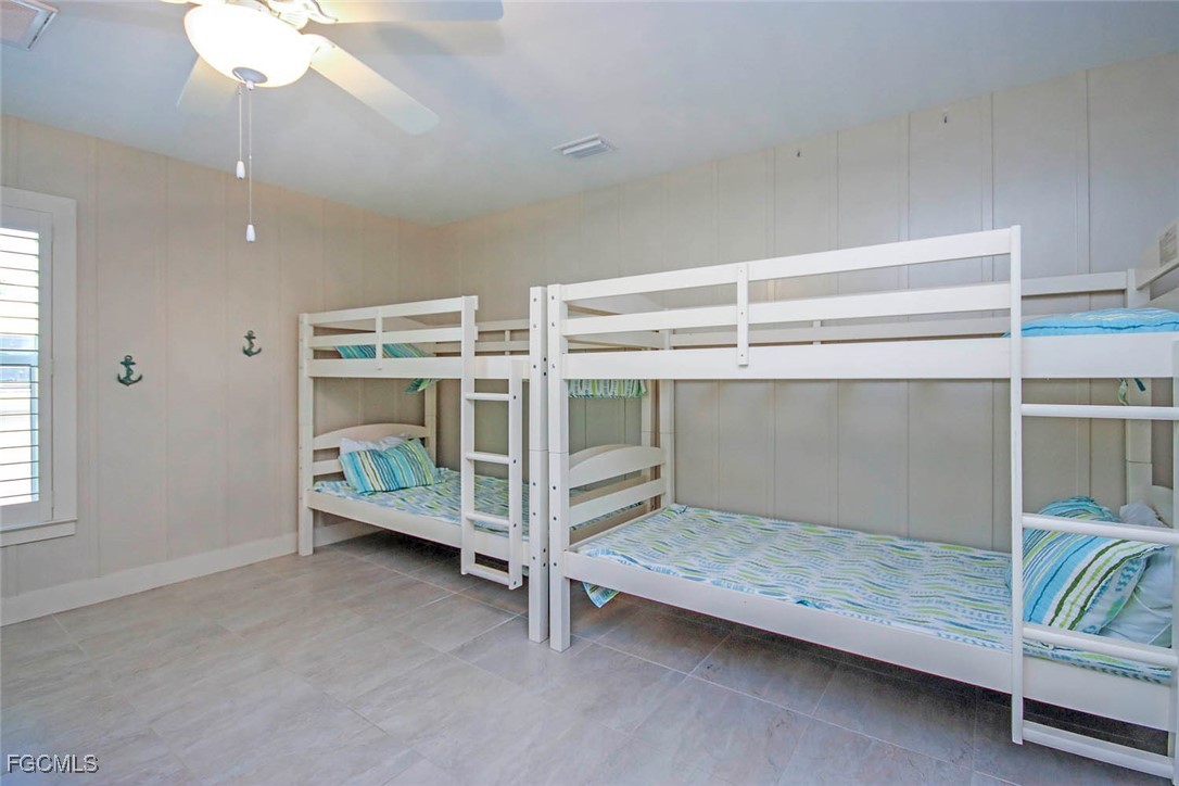 1310 Par View Drive Sanibel, FL 33957 - Photo 23 of 50