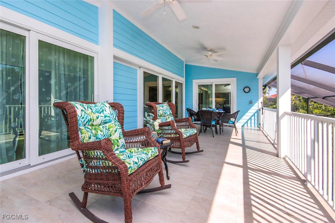 1310 Par View Drive Sanibel, FL 33957 - Photo 30 of 50