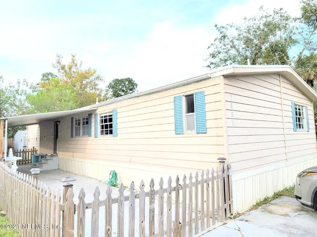 $1,550 | 7631 Timberwood Drive, Jacksonville, FL 32256