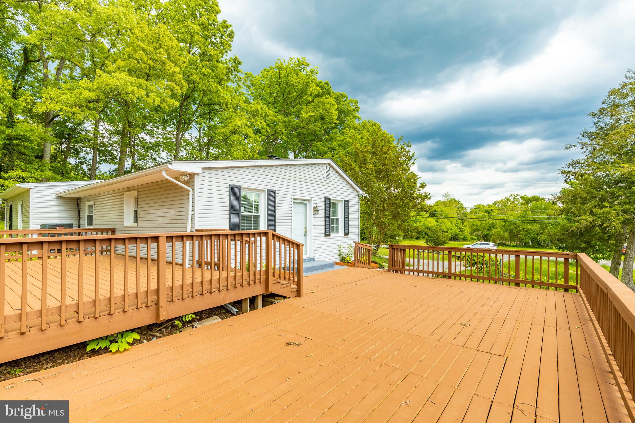 13003 Piscataway Road Clinton, MD 20735 - Photo 35 of 36 Gallery Image 35