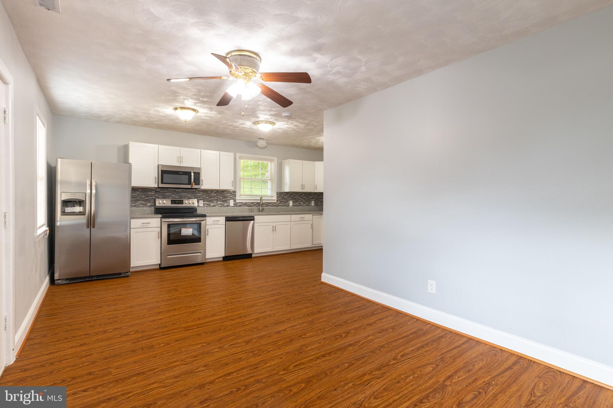 13003 Piscataway Road Clinton, MD 20735 - Photo 6 of 36 open kitchen