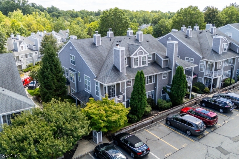 1293 Paddington Road Mahwah, NJ 07430 - Photo 2 of 28 Gallery Image 2