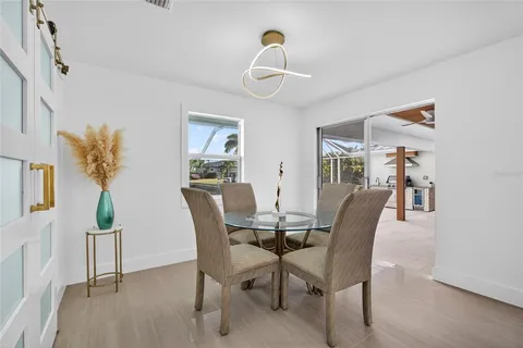 $750,000 | 2350 Vía Venice, Punta Gorda, FL 33950