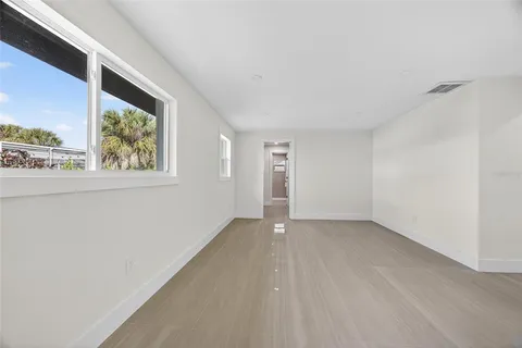 $750,000 | 2350 Vía Venice, Punta Gorda, FL 33950