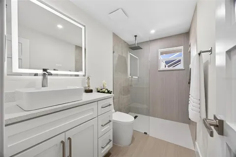 $750,000 | 2350 Vía Venice, Punta Gorda, FL 33950