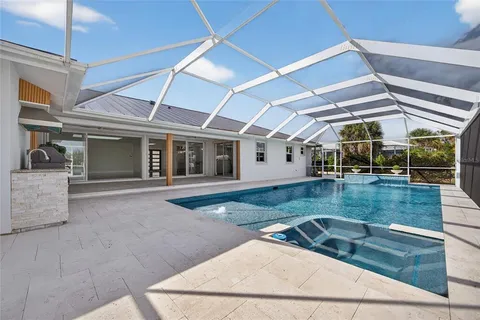 $750,000 | 2350 Vía Venice, Punta Gorda, FL 33950