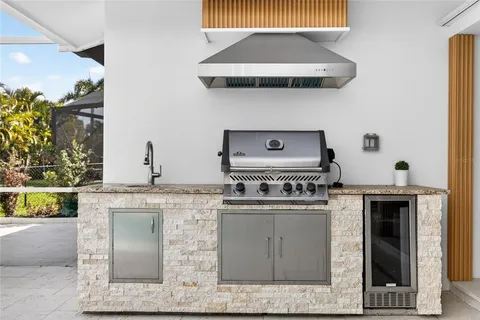 $750,000 | 2350 Vía Venice, Punta Gorda, FL 33950