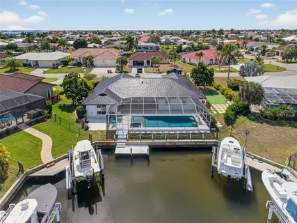 $750,000 | 2350 Vía Venice, Punta Gorda, FL 33950