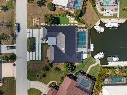 $750,000 | 2350 Vía Venice, Punta Gorda, FL 33950