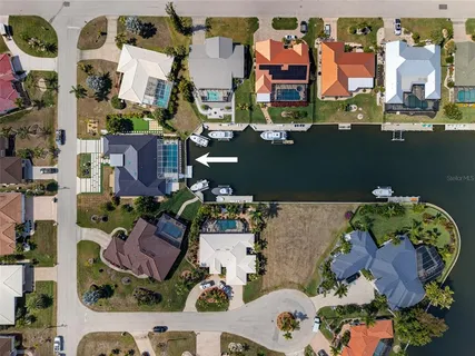 $750,000 | 2350 Vía Venice, Punta Gorda, FL 33950