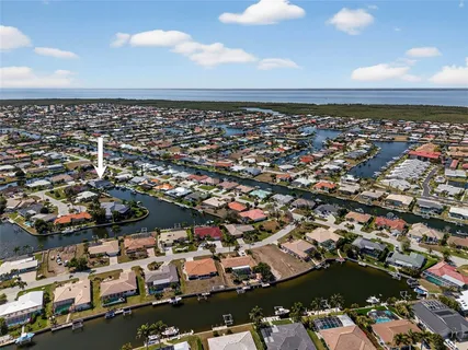 $750,000 | 2350 Vía Venice, Punta Gorda, FL 33950
