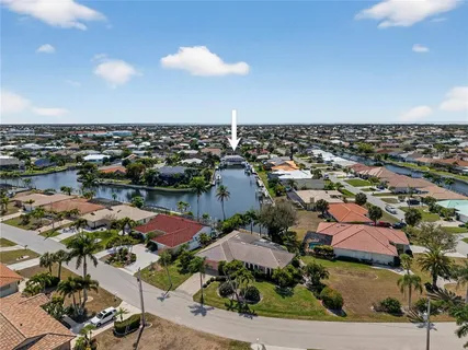 $750,000 | 2350 Vía Venice, Punta Gorda, FL 33950