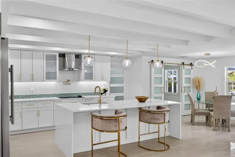 $750,000 | 2350 Vía Venice, Punta Gorda, FL 33950