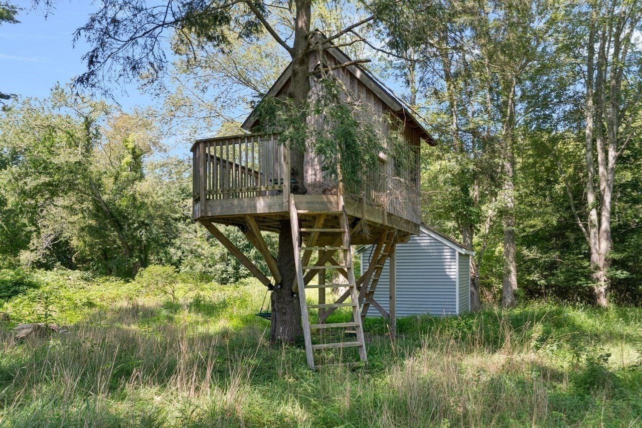 255-251 John Dyer Road Little Compton, RI 02837 - Photo 35 of 42 Gallery Image 35
