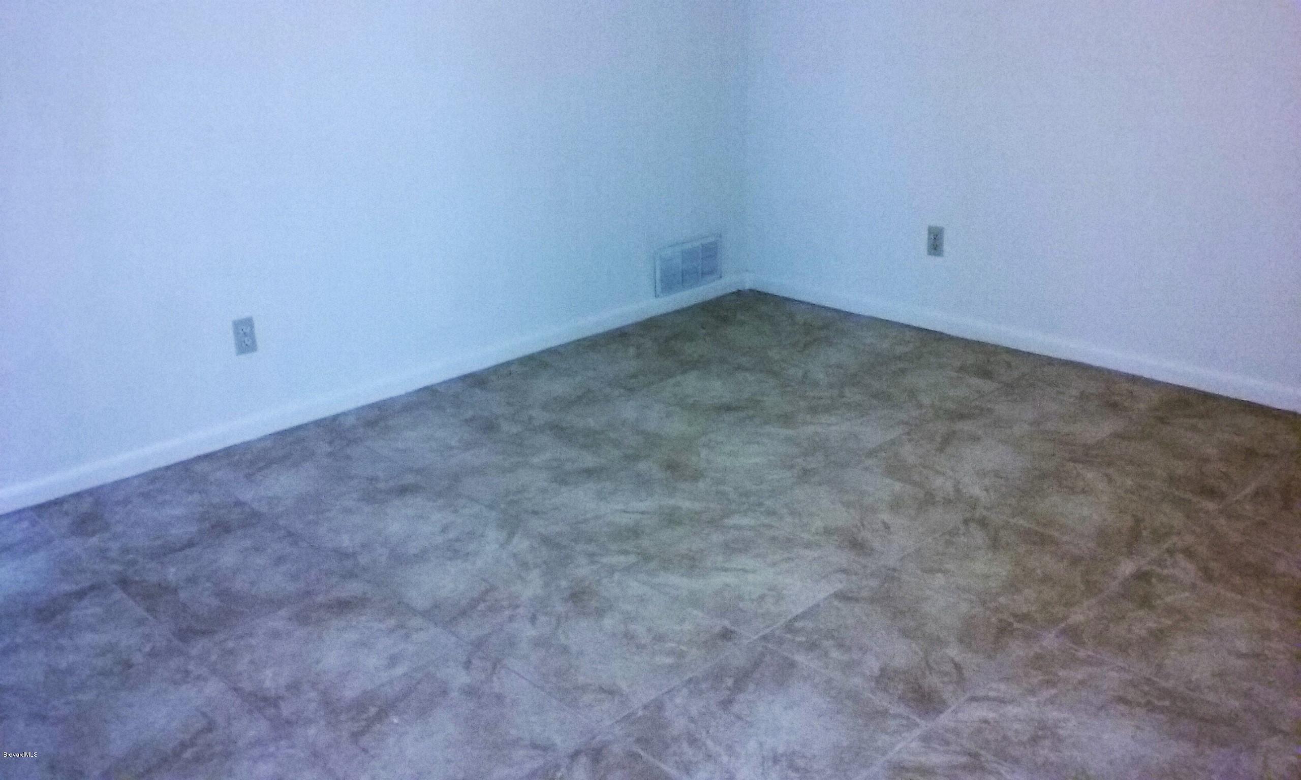 366 Myrtlewood Road Melbourne, FL 32940 - Photo 35 of 43 a view of an empty room