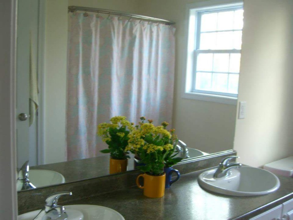 5 Hovey Road Londonderry, NH 03053 - Photo 14 of 26 Gallery Image 14