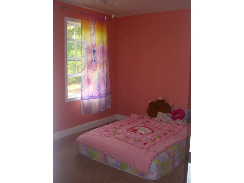 5 Hovey Road Londonderry, NH 03053 - Photo 16 of 26 Gallery Image 16
