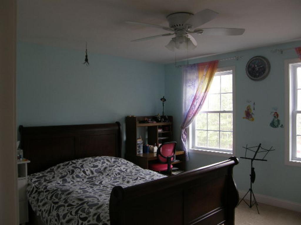 5 Hovey Road Londonderry, NH 03053 - Photo 20 of 26 Gallery Image 20