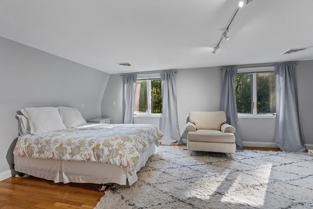 61 Forest Street Upton, MA 01568 - Photo 21 of 37