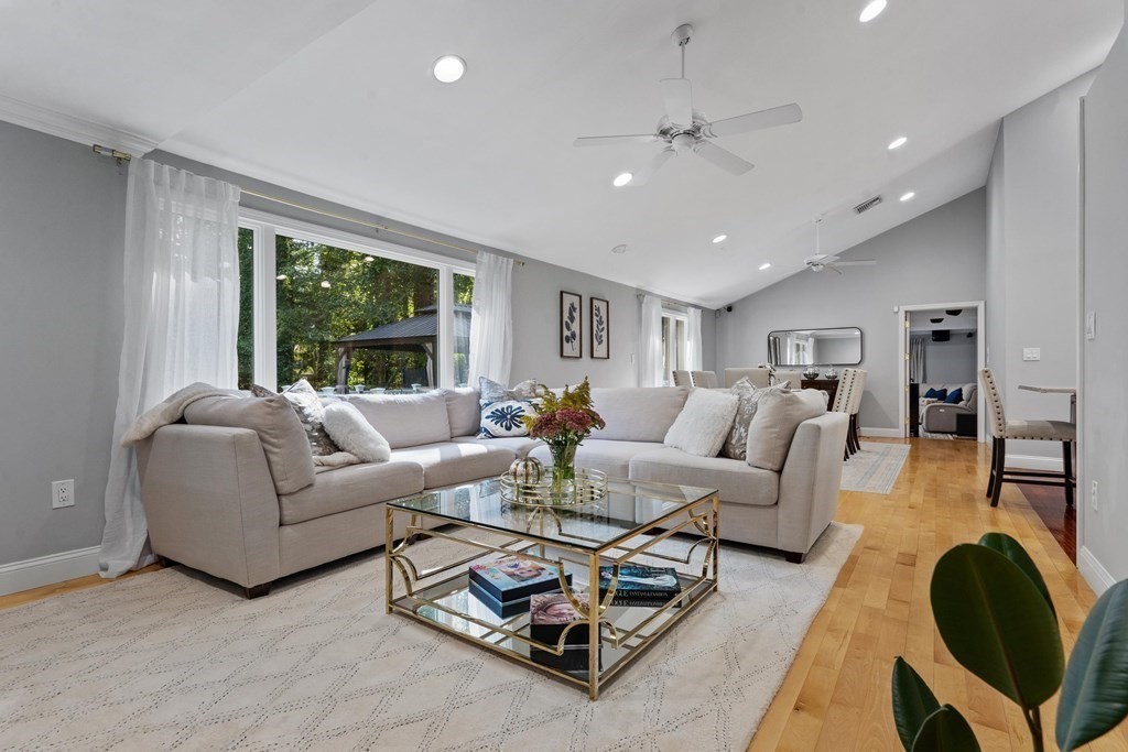 61 Forest Street Upton, MA 01568 - Photo 5 of 37