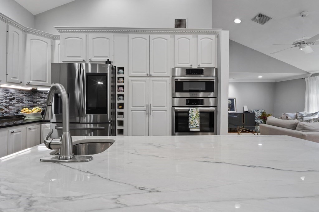 61 Forest Street Upton, MA 01568 - Photo 10 of 37