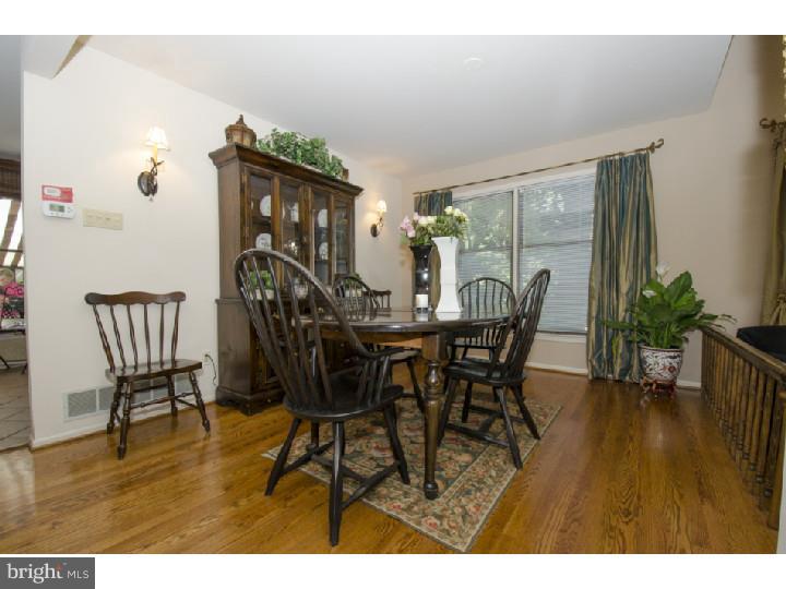 210 Springhouse Pond Wayne, PA 19087 - Photo 6 of 25 Dining Room
