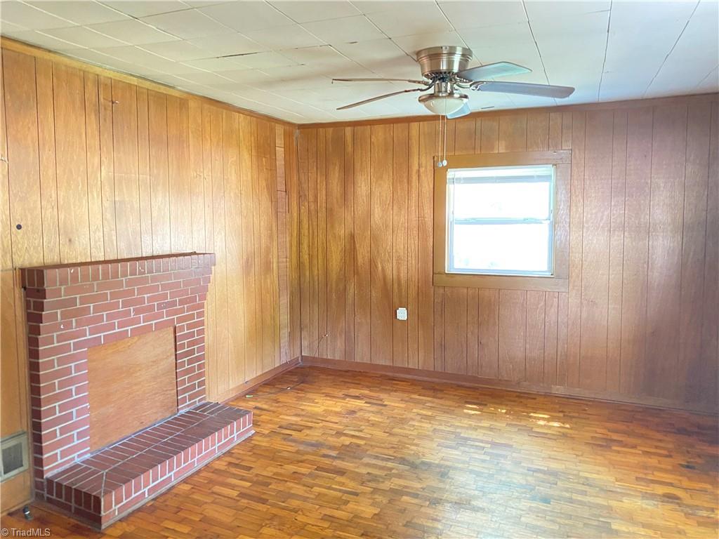 1208 Ridge Avenue Eden, NC 27288 - Photo 3 of 18