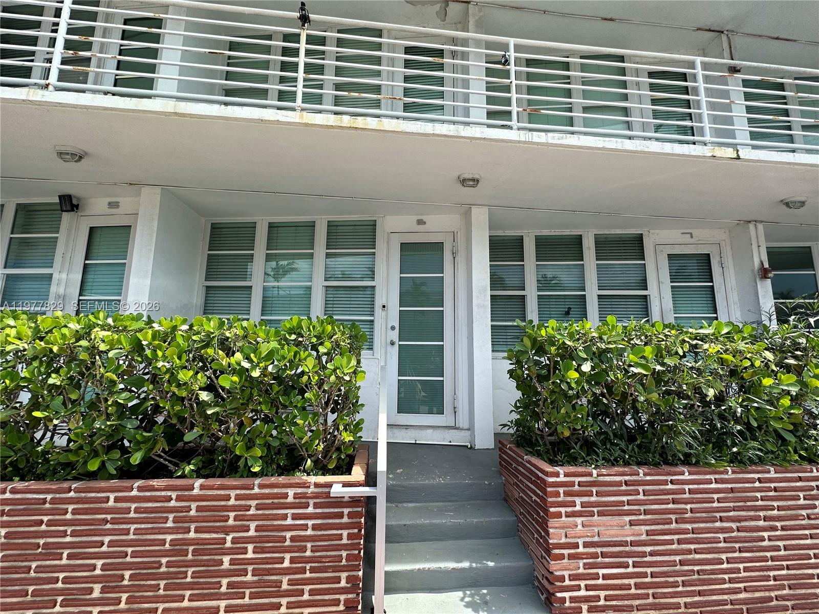 300 74th Street, Unit 6 Miami Beach, FL 33141 - Photo 2 of 6