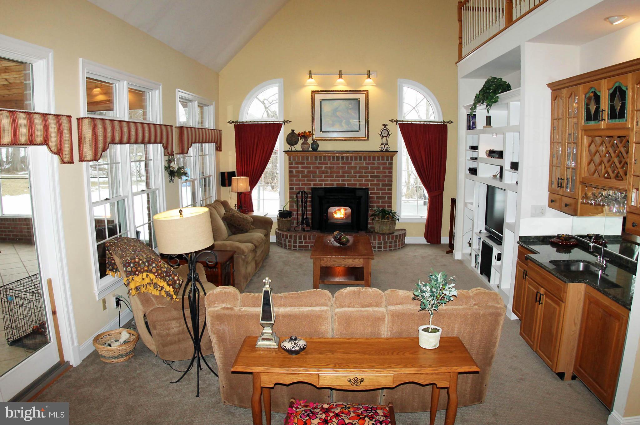 12202 Glenbauer Road Kingsville, MD 21087 - Photo 12 of 30 Family Room
