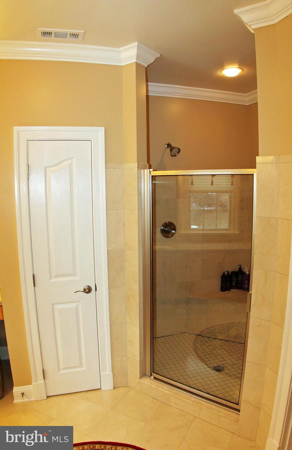 12202 Glenbauer Road Kingsville, MD 21087 - Photo 19 of 30 Bath (Master)
