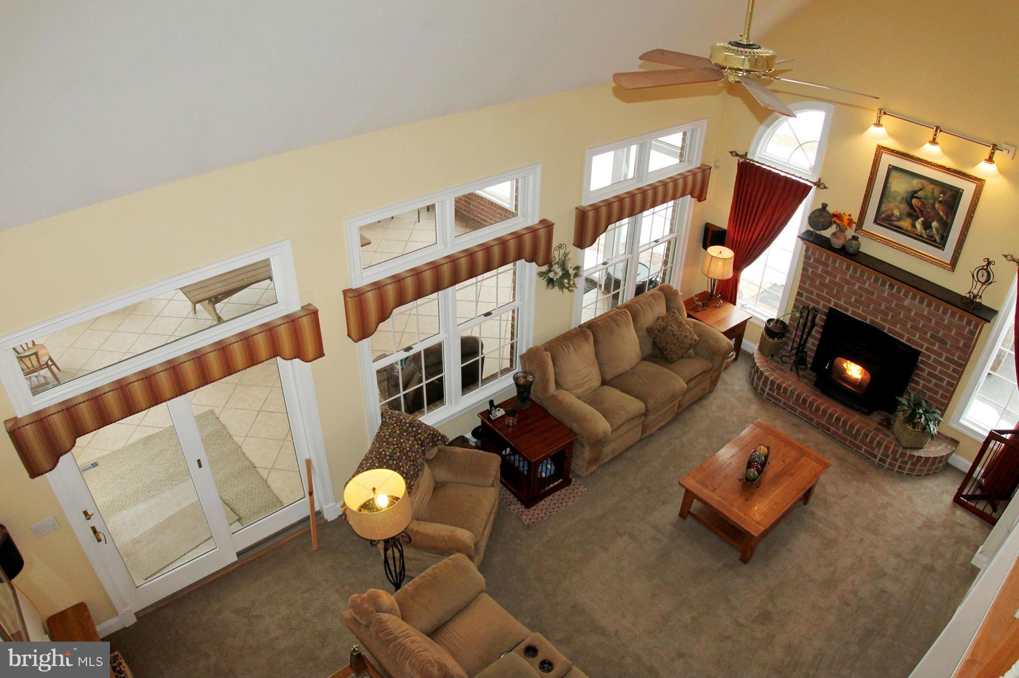 12202 Glenbauer Road Kingsville, MD 21087 - Photo 3 of 30 Family Room