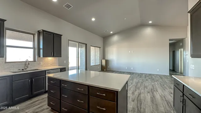 $618,735 | 6934 Vaquero Circle, Unit LOT 194, Hereford, AZ 85615