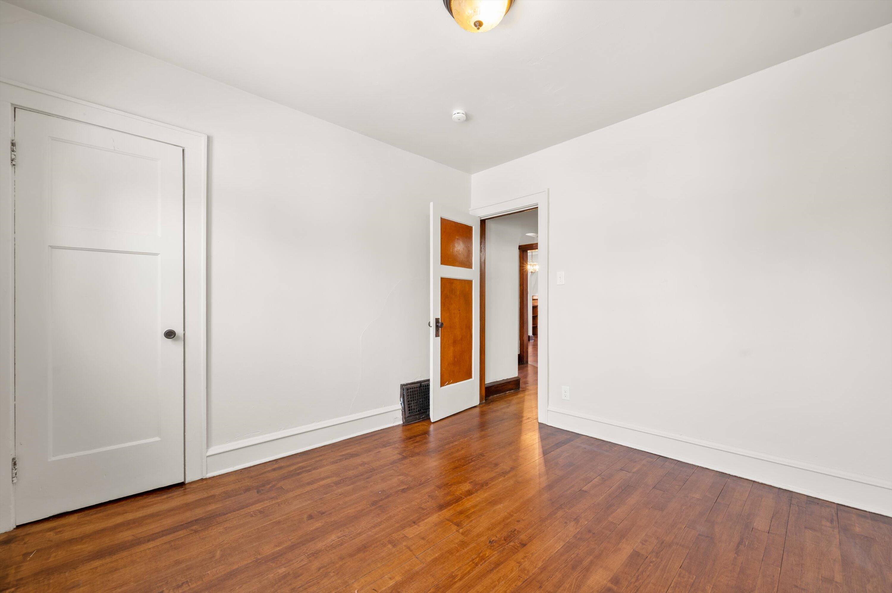 3218 North 26th Street Milwaukee, WI 53206 - Photo 14 of 32 IMG_0130