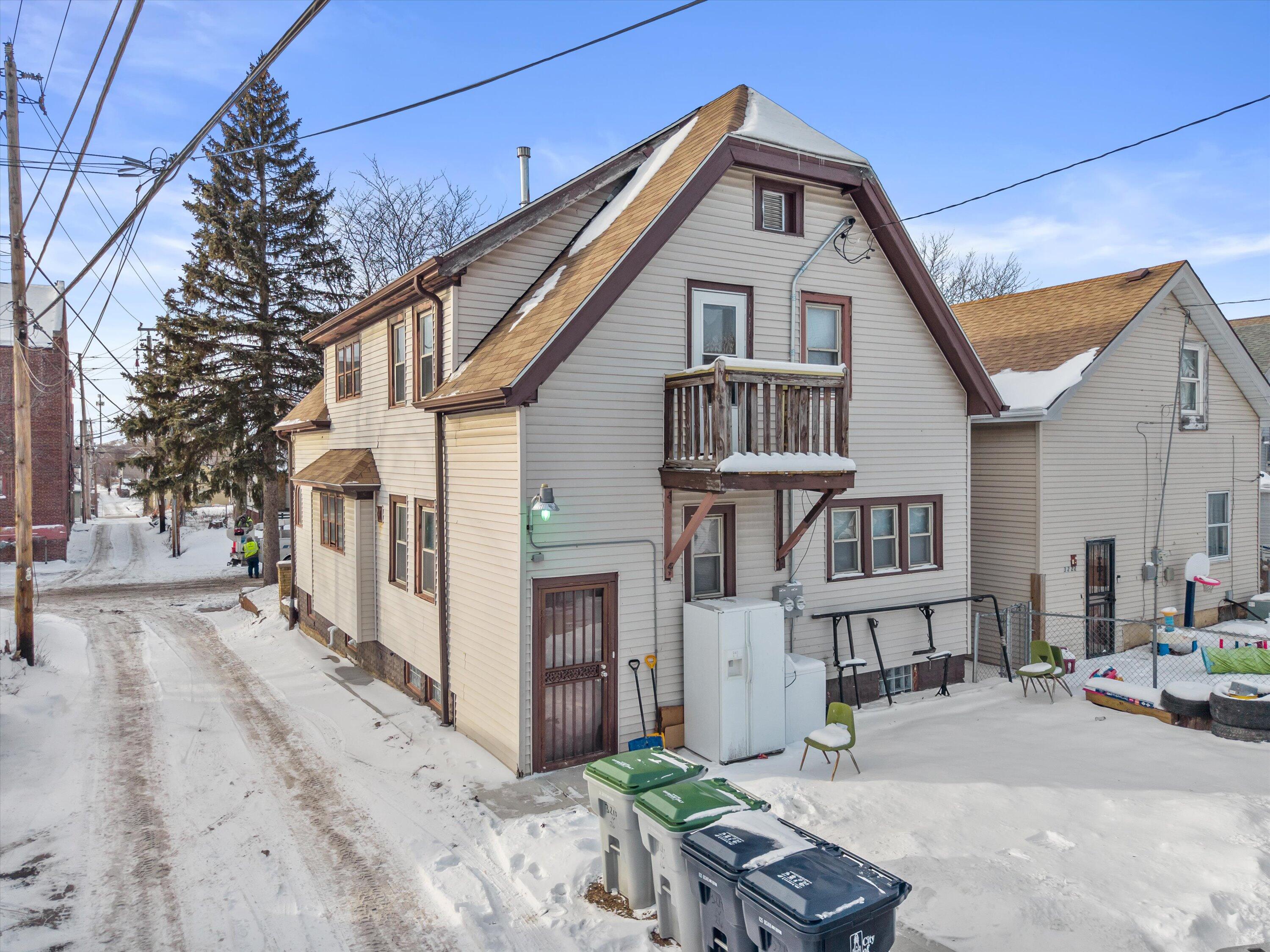 3218 North 26th Street Milwaukee, WI 53206 - Photo 27 of 32 IMG_0145