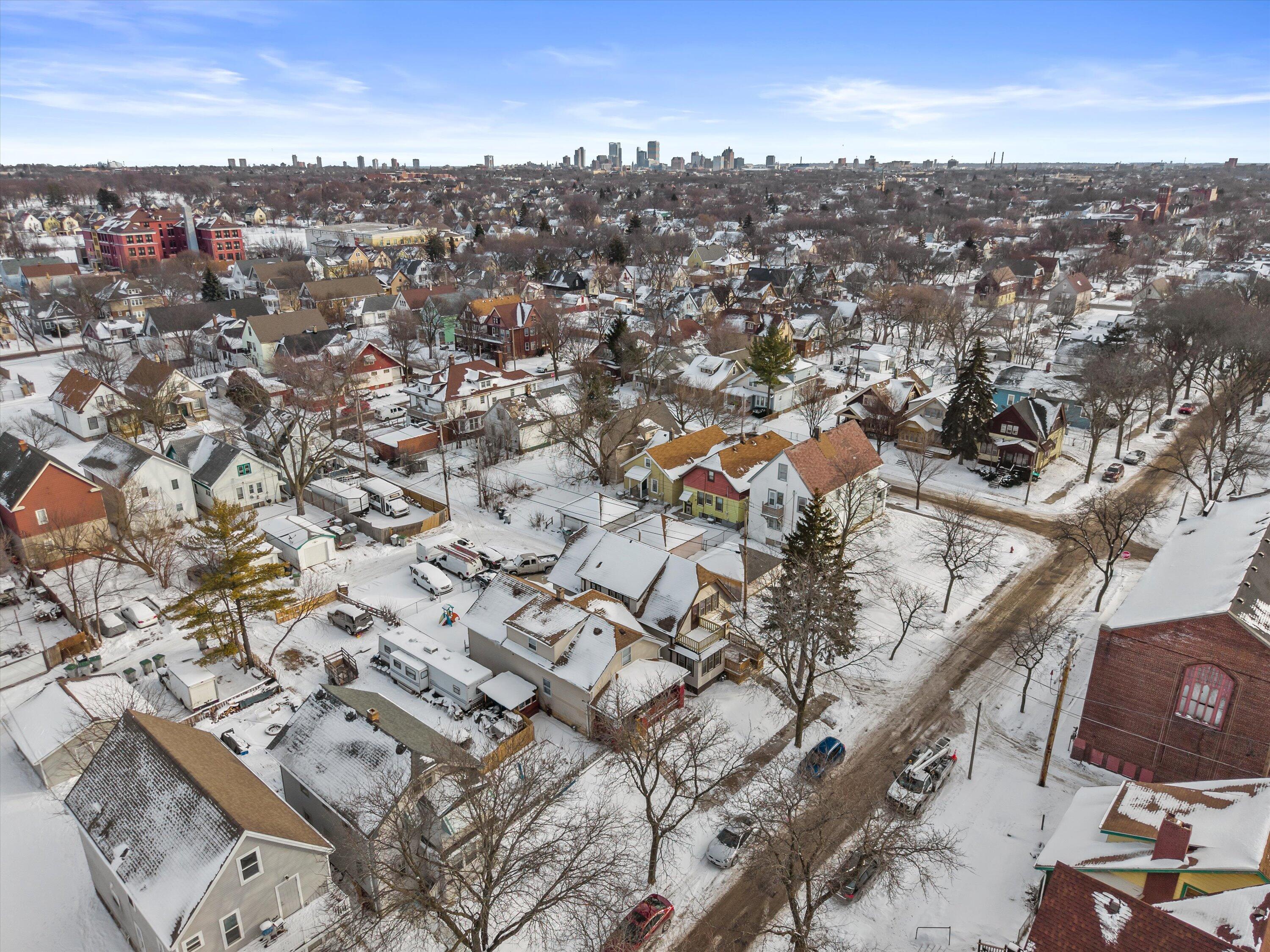 3218 North 26th Street Milwaukee, WI 53206 - Photo 32 of 32 IMG_0150