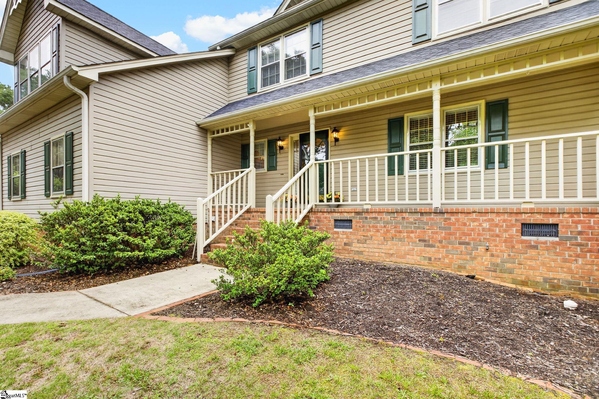 703 East Silverleaf Street Greer, SC 29650 - Photo 6 of 44
