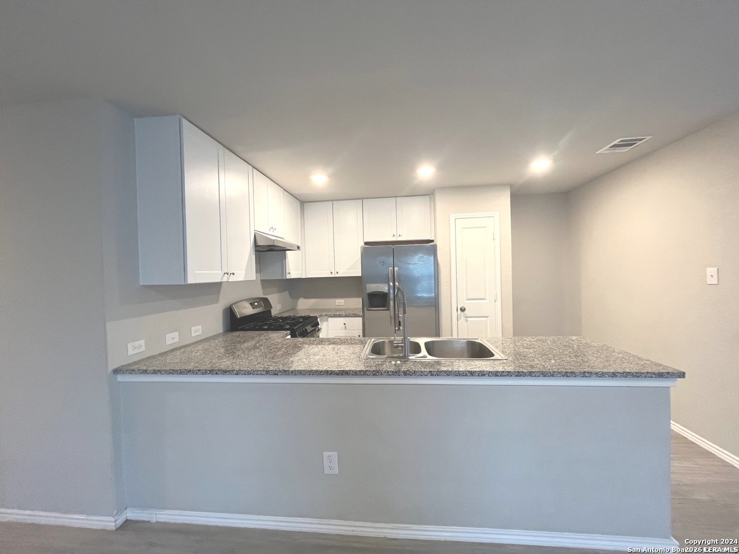 5360 Forbs Lane Bulverde, TX 78163 - Photo 7 of 19