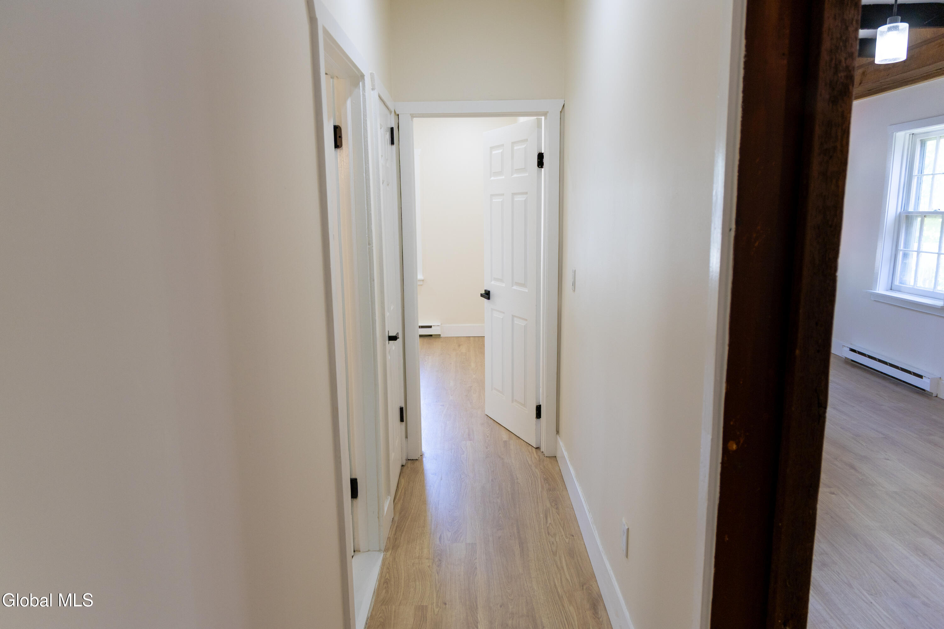 11 Jefferson Street, Unit 2B Schenectady, NY 12305 - Photo 6 of 15 2B-6
