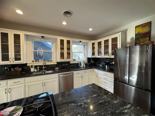 $4,795 | 807 Leonard Street, Austin, TX 78705