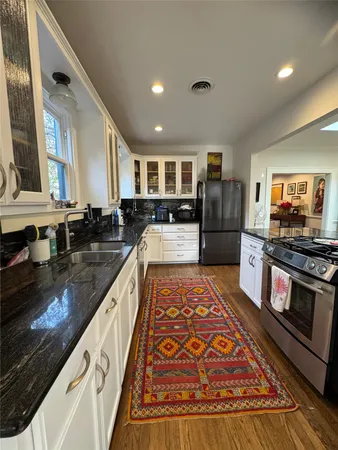 $4,795 | 807 Leonard Street, Austin, TX 78705