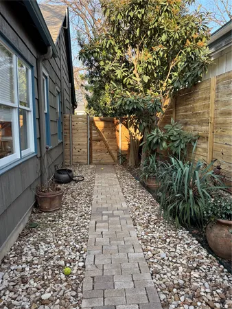 $4,795 | 807 Leonard Street, Austin, TX 78705